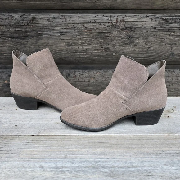 Me Too Zeus Modern Boho Minimalist Taupe Suede Block Heel Bootie 8M - Picture 6 of 15